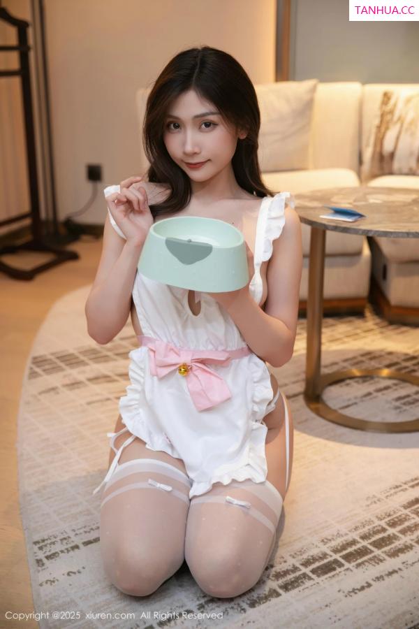   [XiuRen]高清写真图 2025.09.05 No.10733 刘婷婷 白色丝袜第11张图片